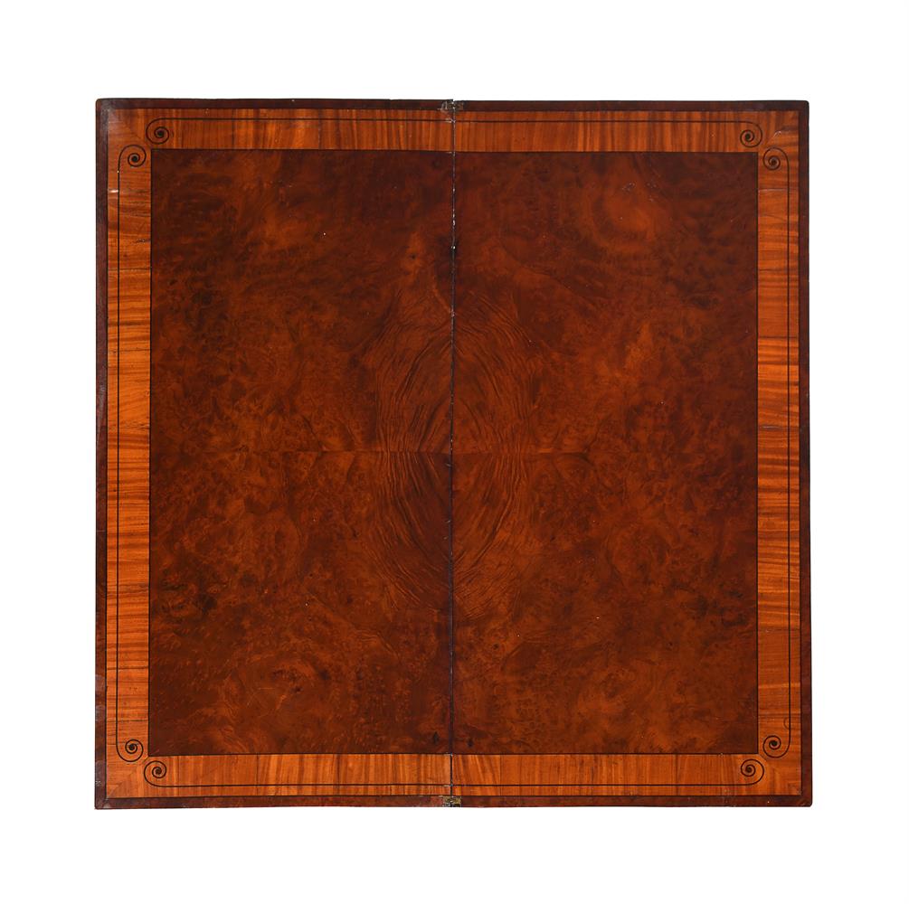 Y A REGENCY BURR WOOD, WALNUT, SATINWOOD AND EBONY TEA TABLE - Image 5 of 7