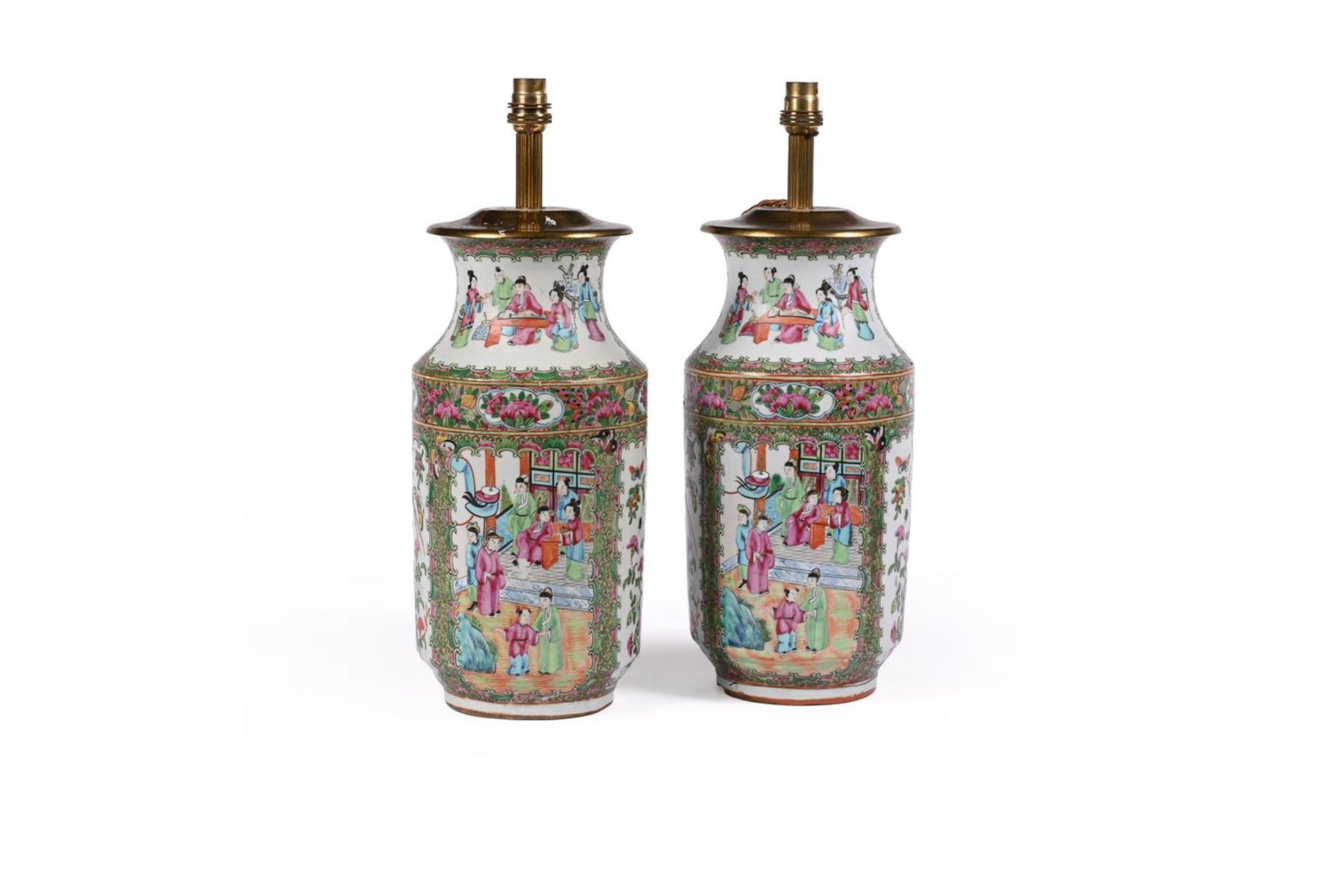 A PAIR OF CHINESE FAMILLE ROSE VASE TABLE LAMPS