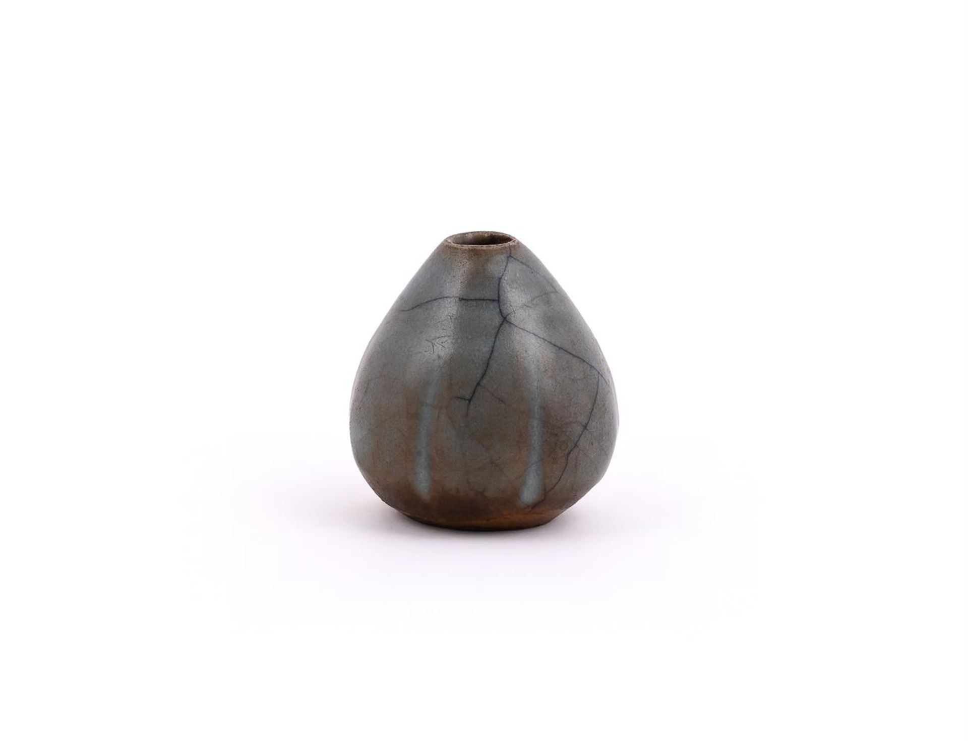 A small Chinese 'Junyao' 'Lotus Bud' water pot - Image 2 of 5