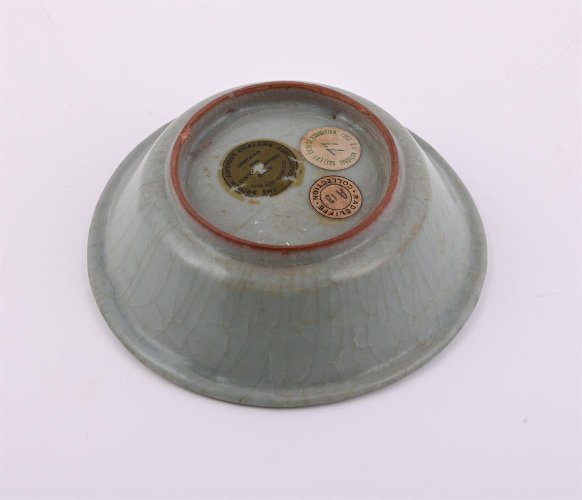 A Chinese 'longquan' guan-type celadon washer - Image 4 of 10