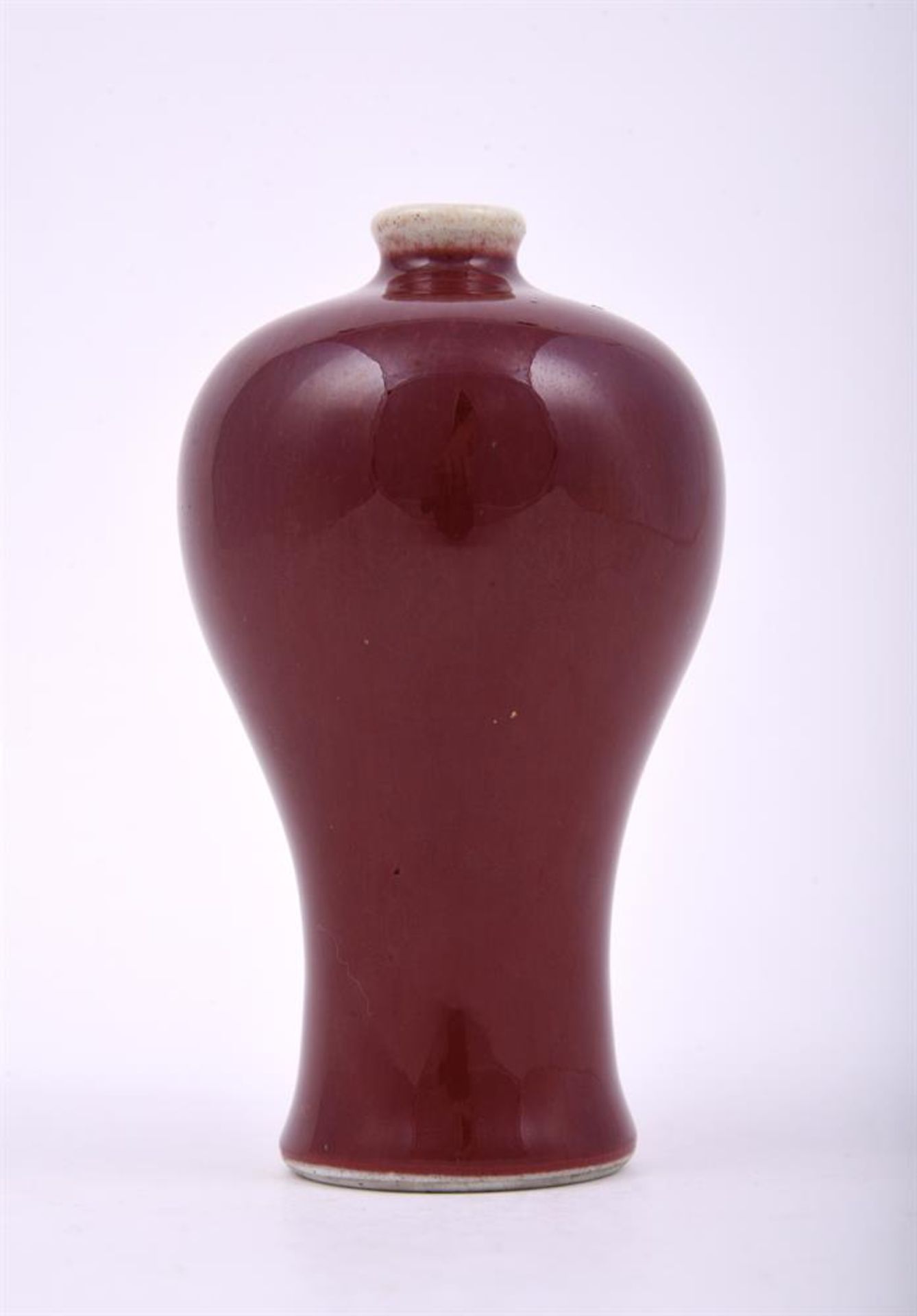 A small Chinese flambé red glazed vase - Image 2 of 6