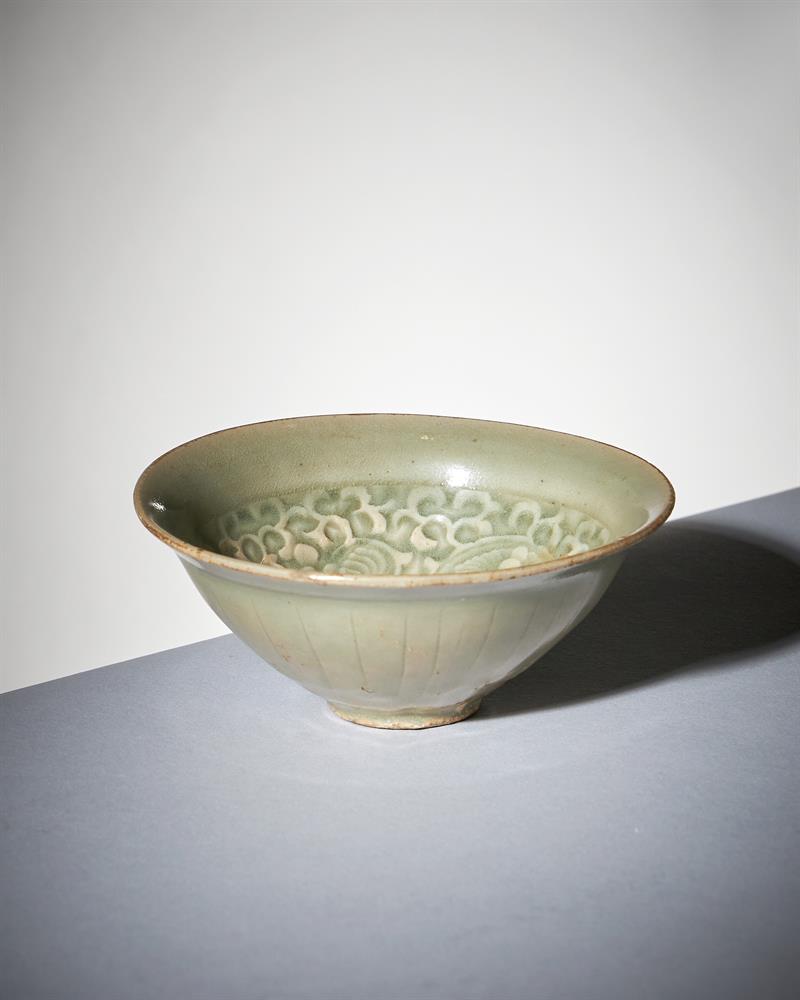 A small Chinese 'Yaozhou' celadon glazed 'chrysanthemum' bowl - Image 2 of 15
