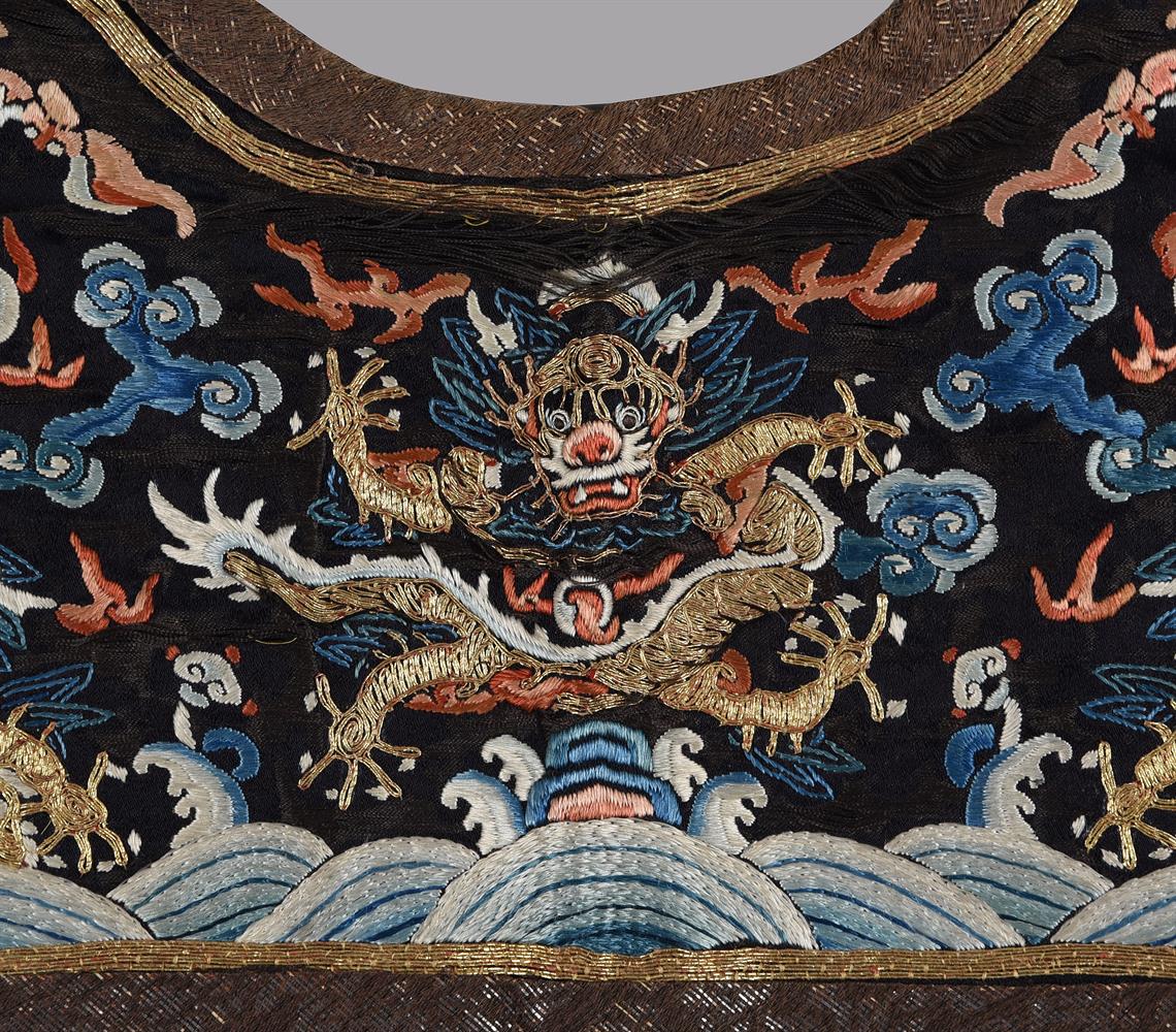 A rare Chinese Piling collar worn as part of the formal robes of a Mandarin - Image 3 of 4