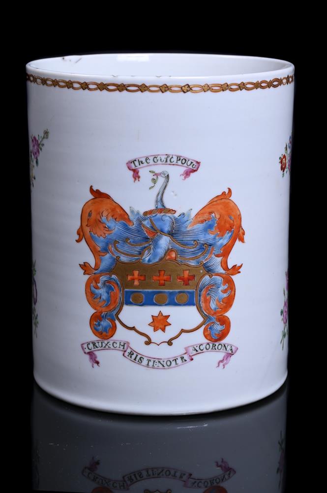 A Chinese Export Famille Rose Mug - Image 7 of 12