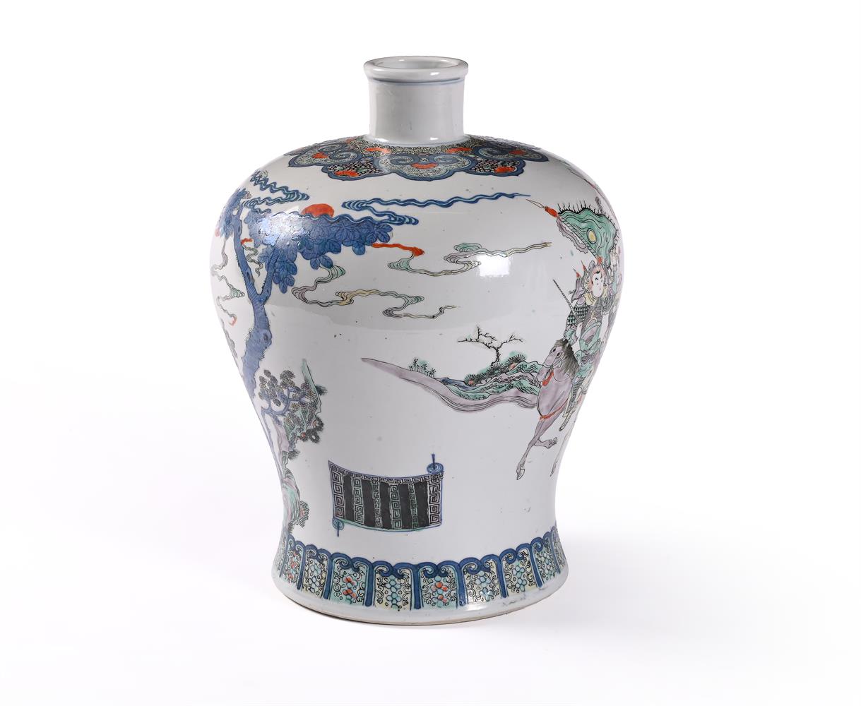 A large Chinese Famille Verte vase - Image 3 of 5