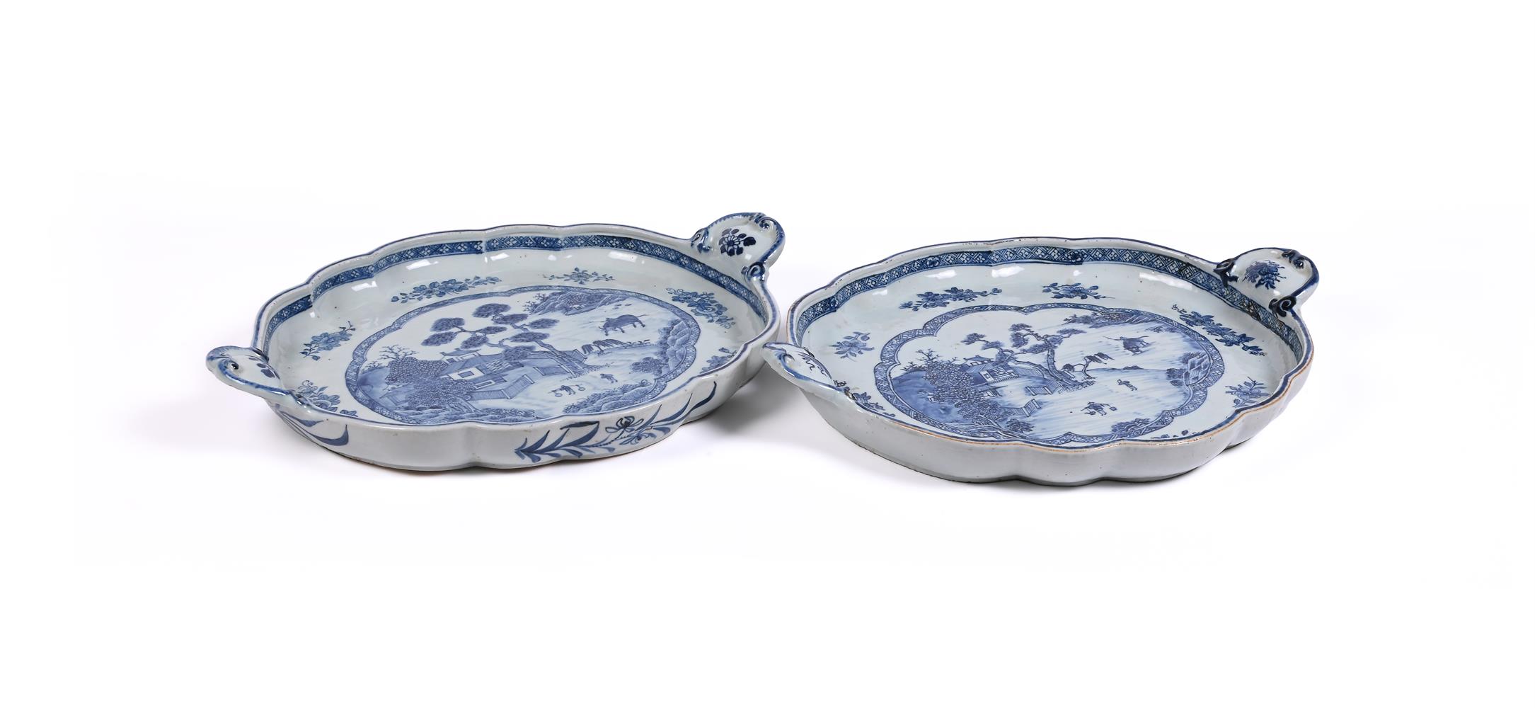 A large pair of Chinese blue and white trays - Image 2 of 3