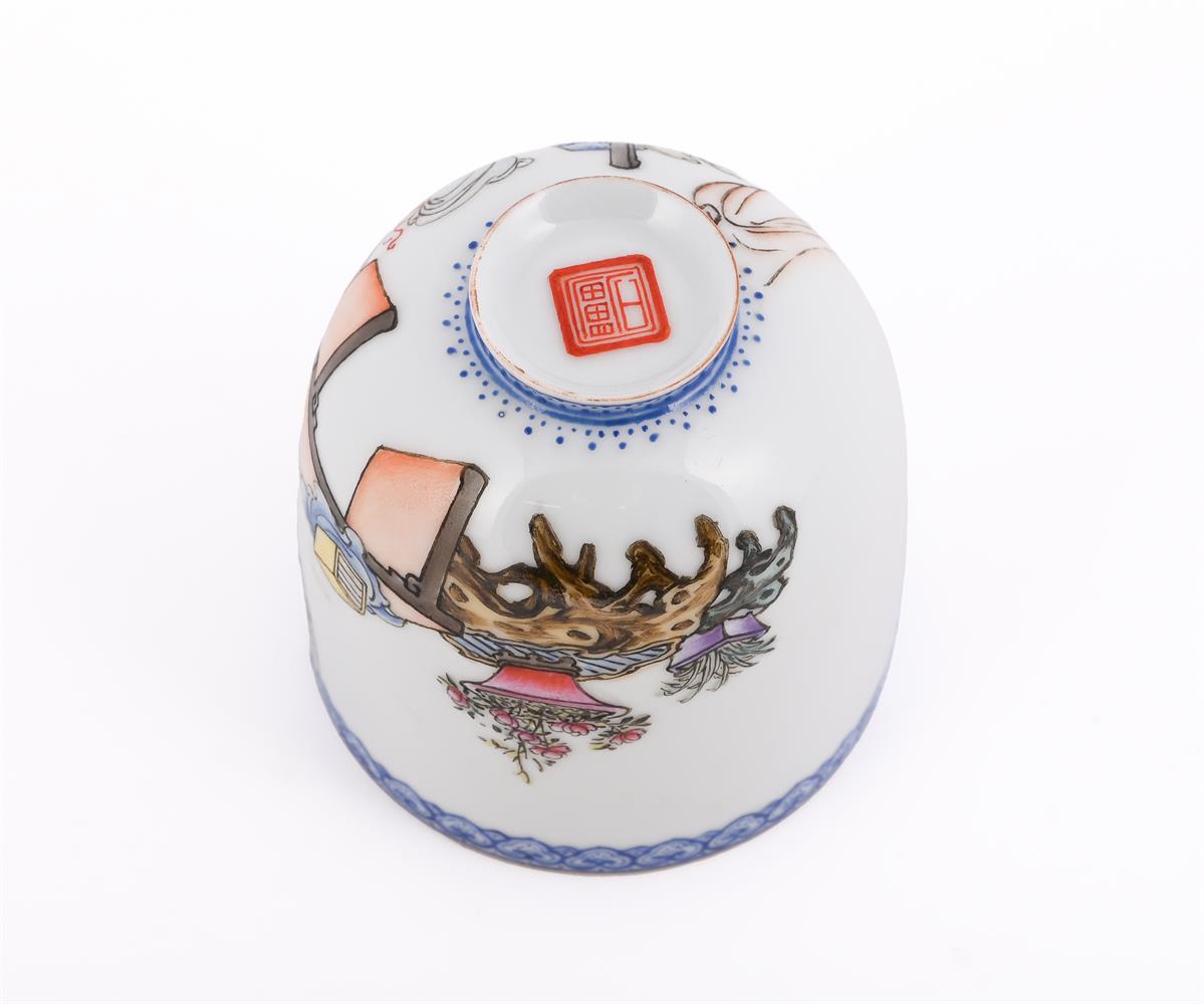 A Chinese Famille Rose tea cup - Image 3 of 3