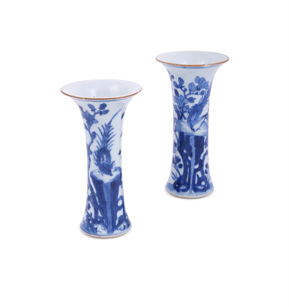 A pair of Chinese blue and white vases