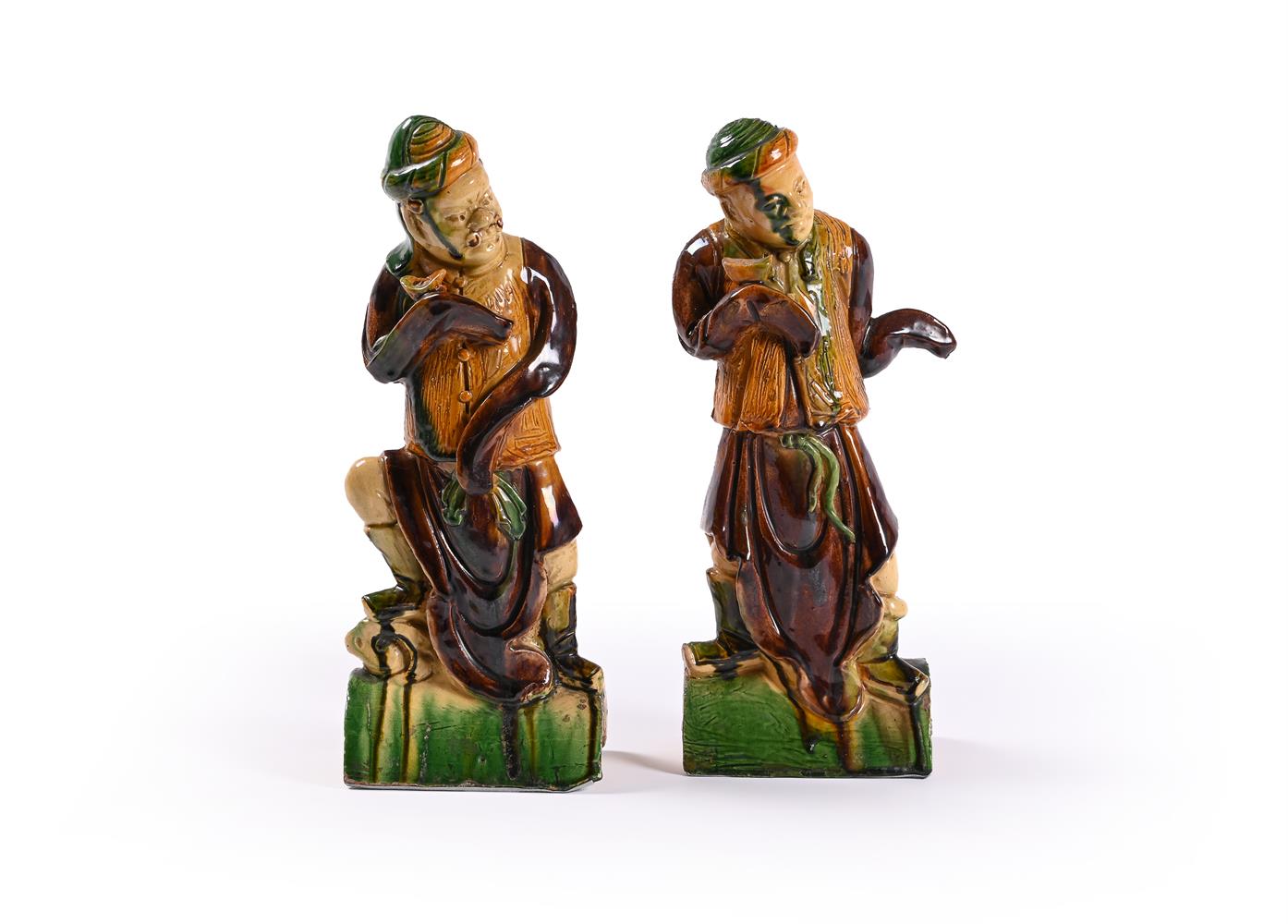 An unusual pair of Sancai-glazed ridge-tile figures of 'dancers' - Image 2 of 3