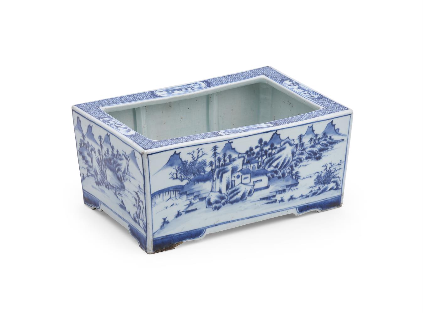 A Chinese blue and white rectangular jardinière