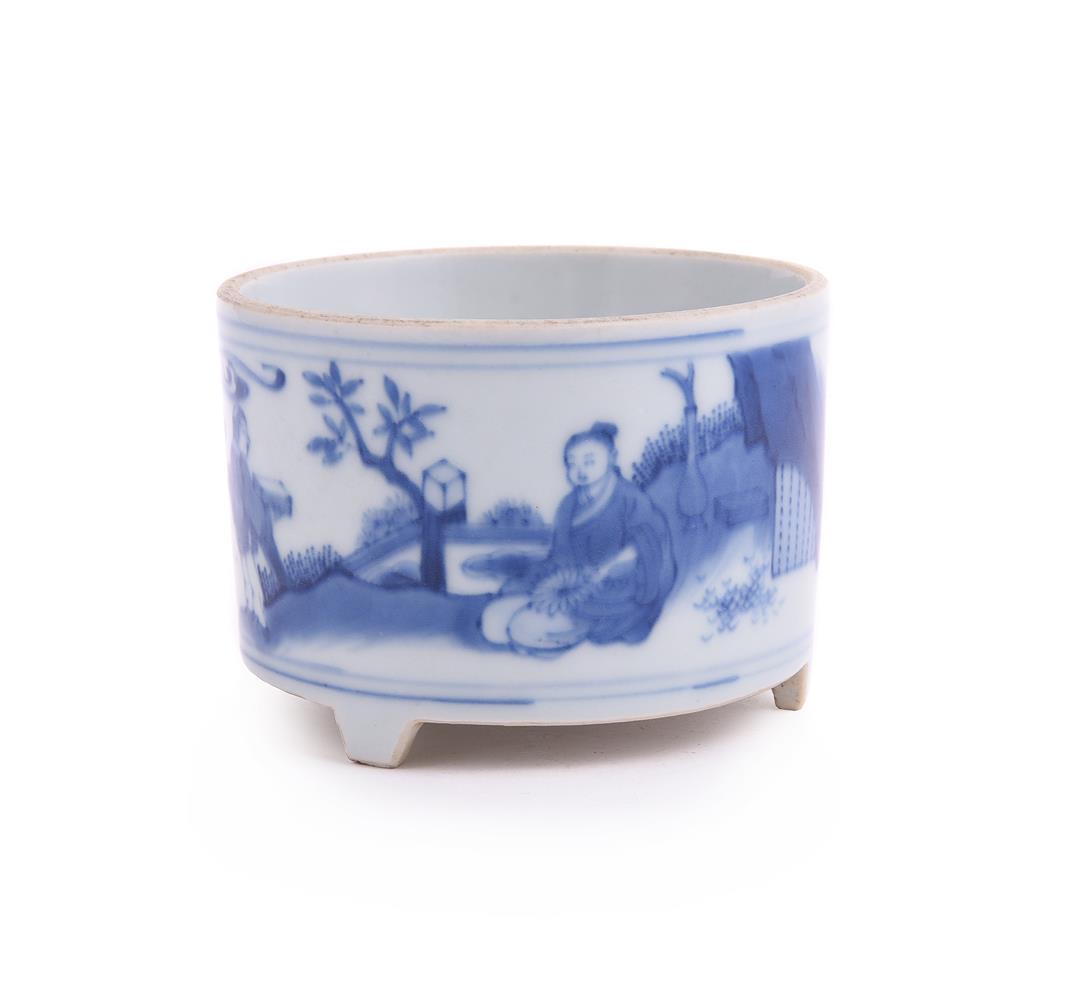 A Chinese blue and white censer