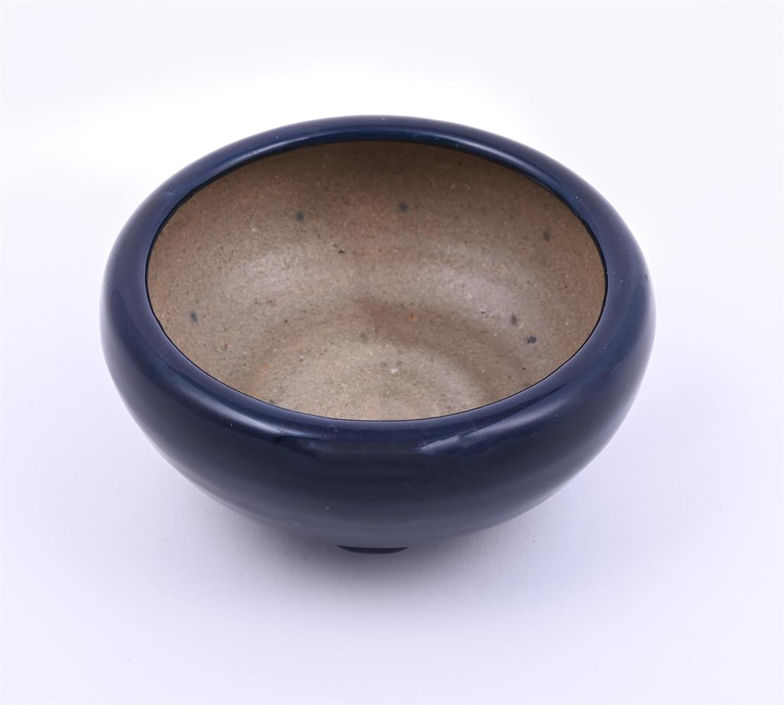 A small Chinese blue-glazed tripod censer - Image 2 of 4