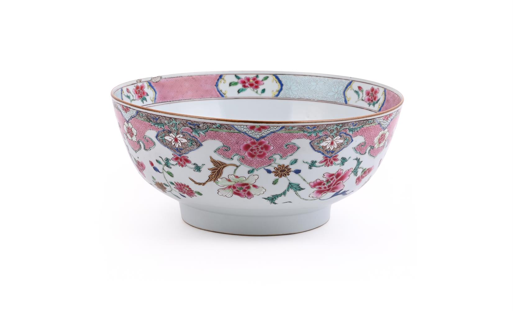 A Chinese Famille Rose bowl