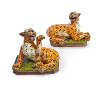 A PAIR OF ITALIAN GLAZED POTTERY MODELS OF LEOPARDS, 20TH CENTURY