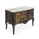 A FRENCH TRANSITIONAL PERIOD CHINOISERIE LACQUER COMMODE, CIRCA 1760 AND LATER