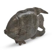 A LARGE CARVED WOOD MODEL OF A FISH, FIRST QUARTER 20TH CENTURY