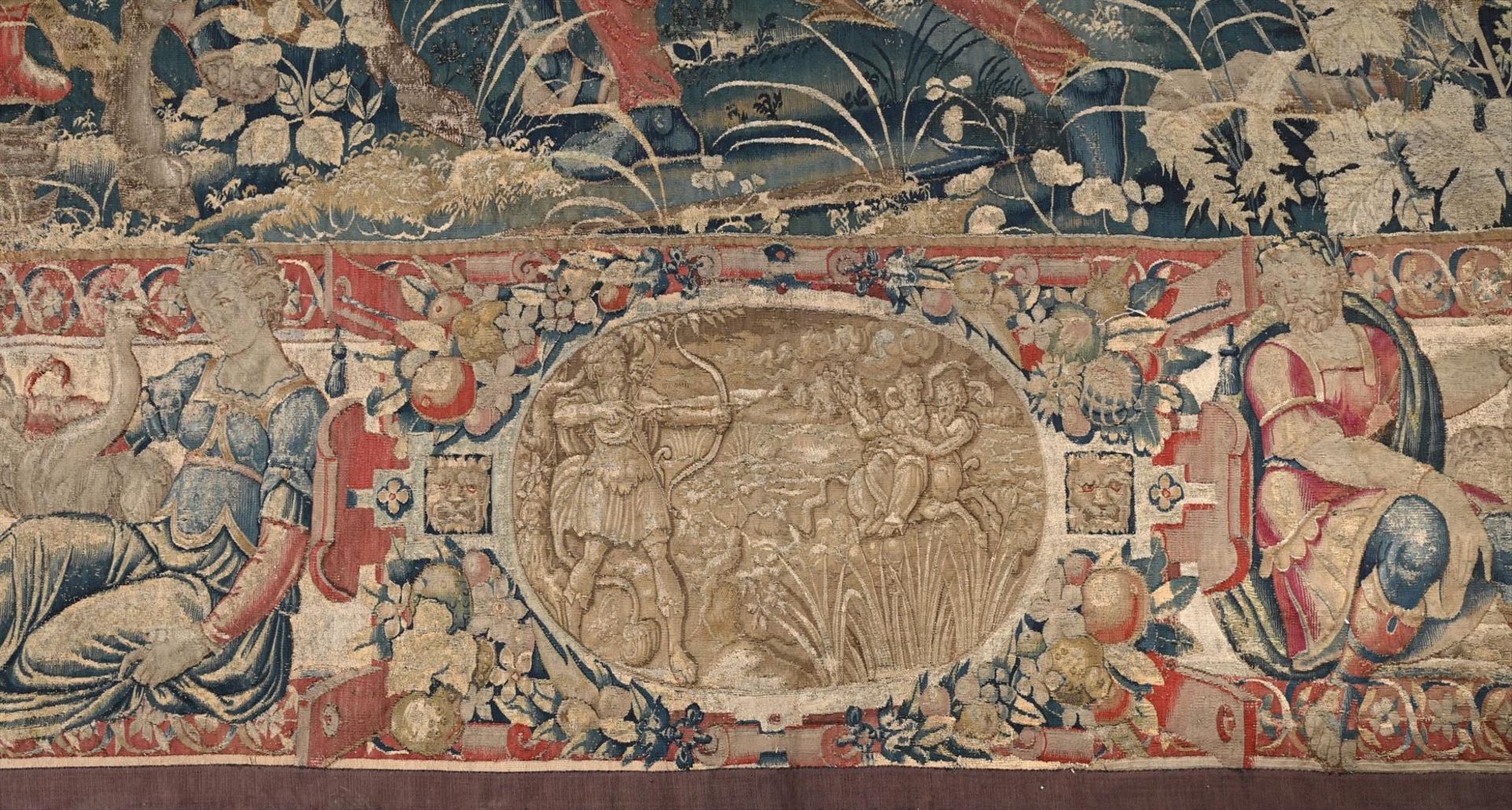 A RARE FLEMISH WOOL AND SILK HISTORICAL TAPESTRY DEPICTING A SCENE FROM THE LIFE OF HANNIBAL - Image 5 of 5