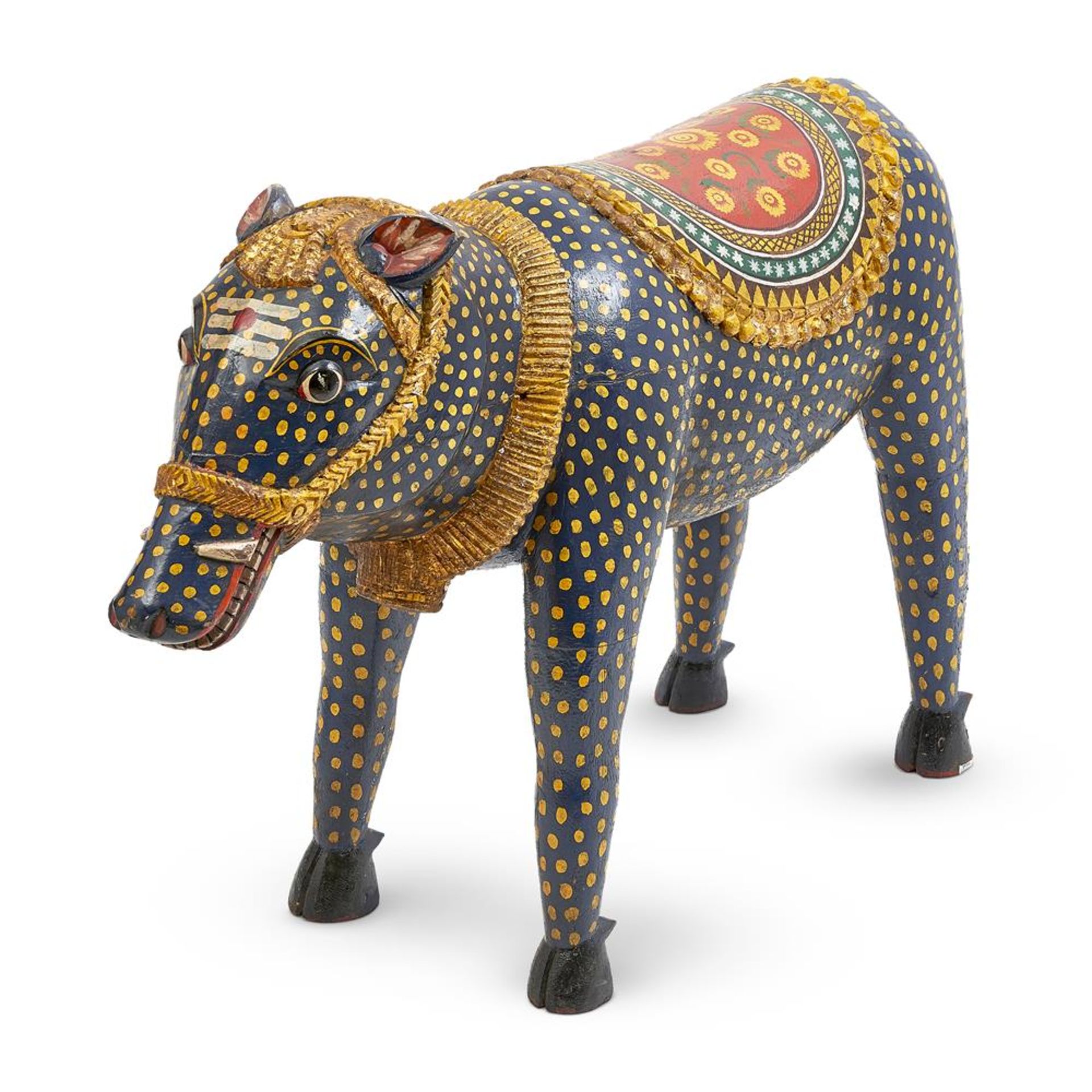 A LARGE INDIAN CARVED WOODEN CEREMONIAL PAINTED BOAR, 18TH/19TH CENTURY