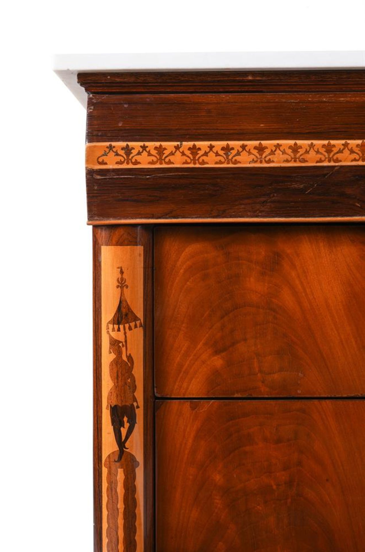 Y A CONTINENTAL ROSEWOOD, WALNUT, AND INLAID COMMODE - Bild 2 aus 5