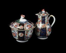 A WORCESTER KAKIEMON BALUSTER MILK JUG AND COVER