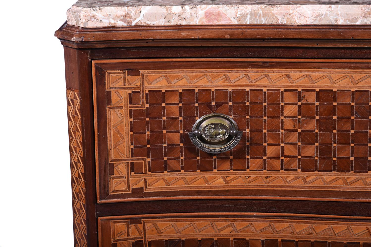 A PAIR OF IBERIAN PARQUETRY COMMODES - Image 4 of 4