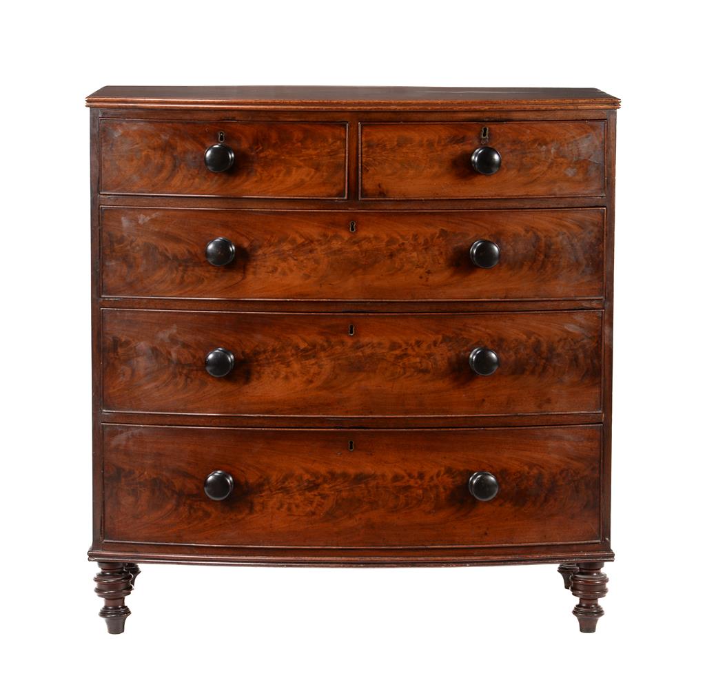A REGENCY MAHOGANY BOWFRONT CHEST OF DRAWERS