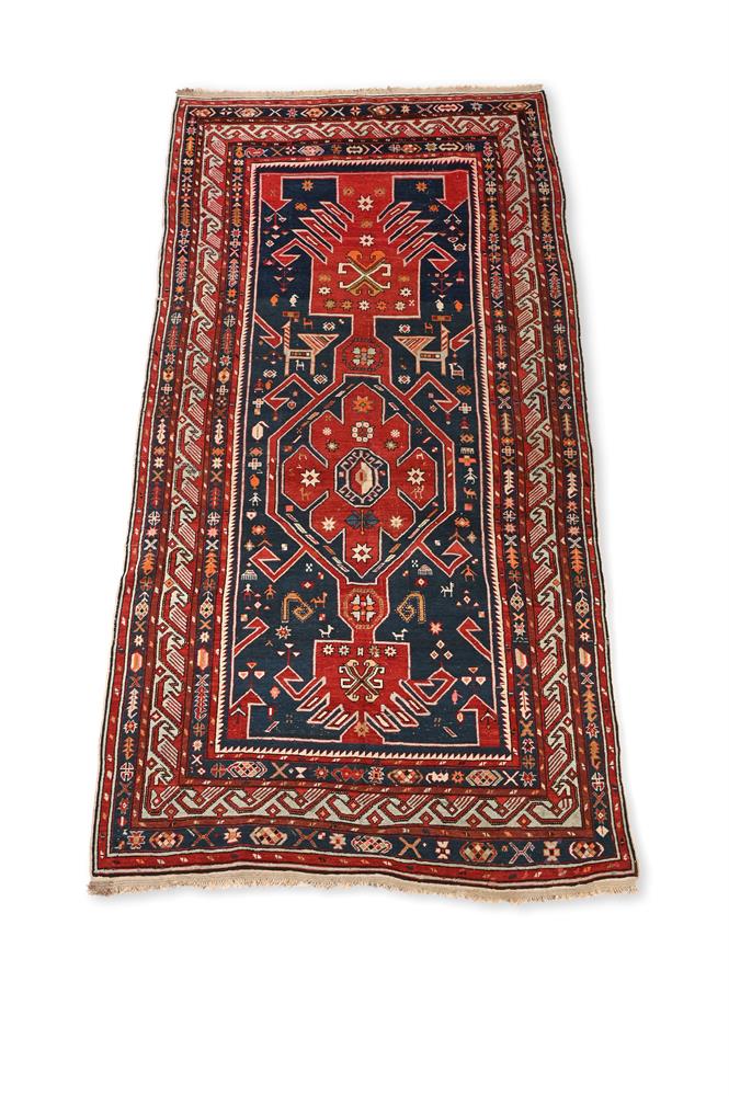 A QUASHQAI RUG