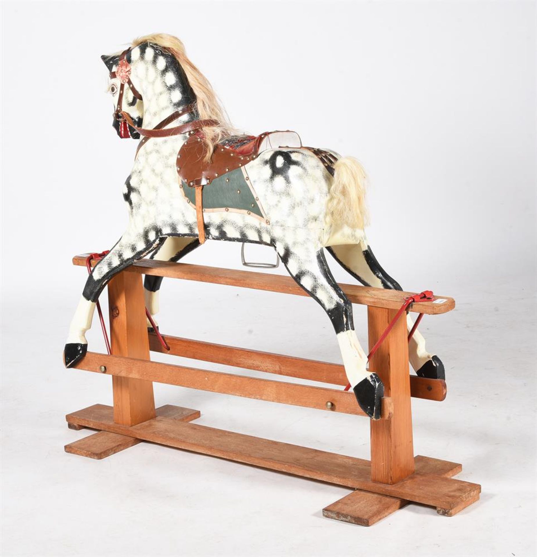 A DAPPLED GREY ROCKING HORSE - Bild 3 aus 3