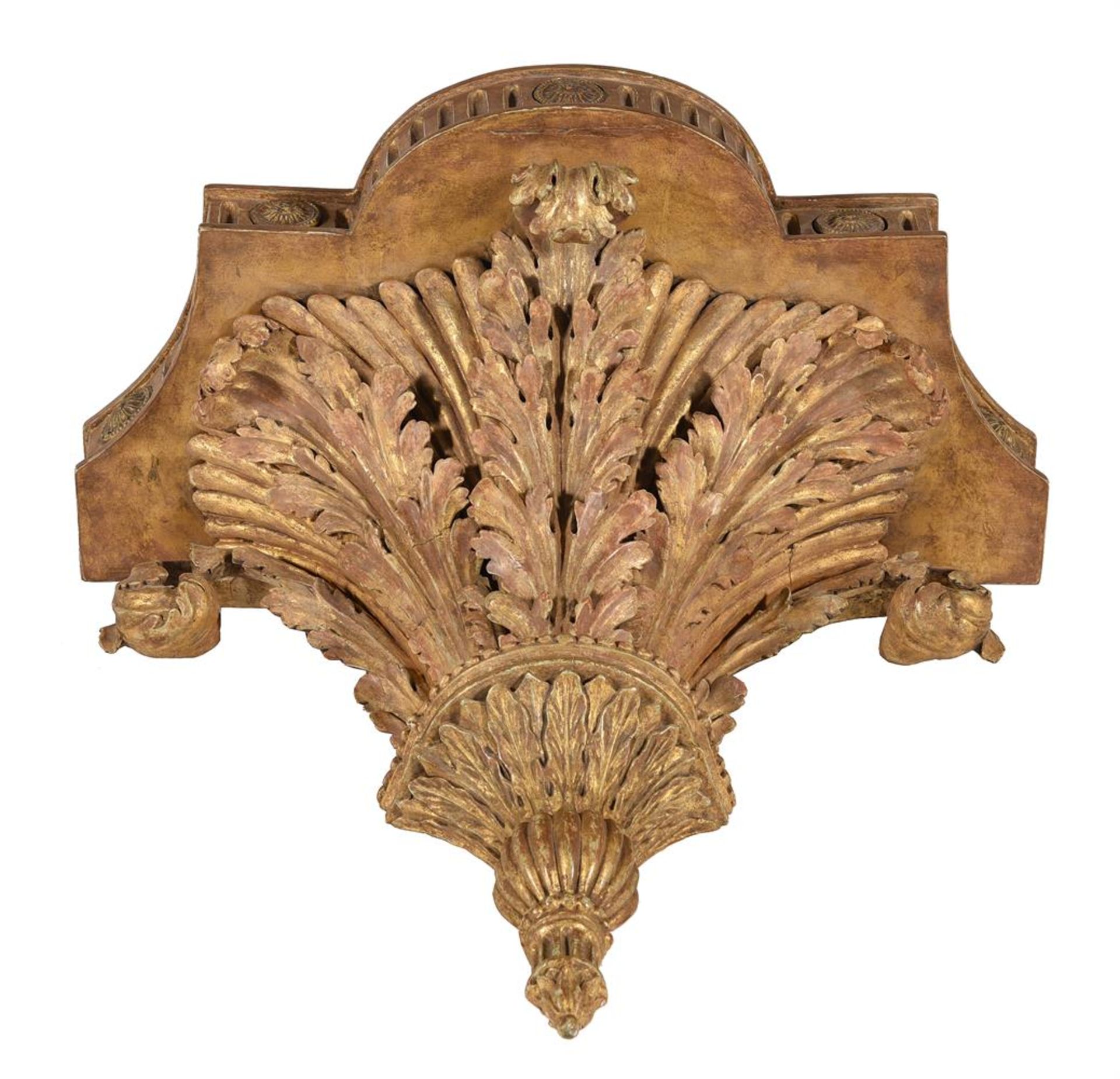 A CARVED GILTWOOD WALL BRACKET, LATE 18TH OR EARLY 19TH CENTURY - Image 2 of 5