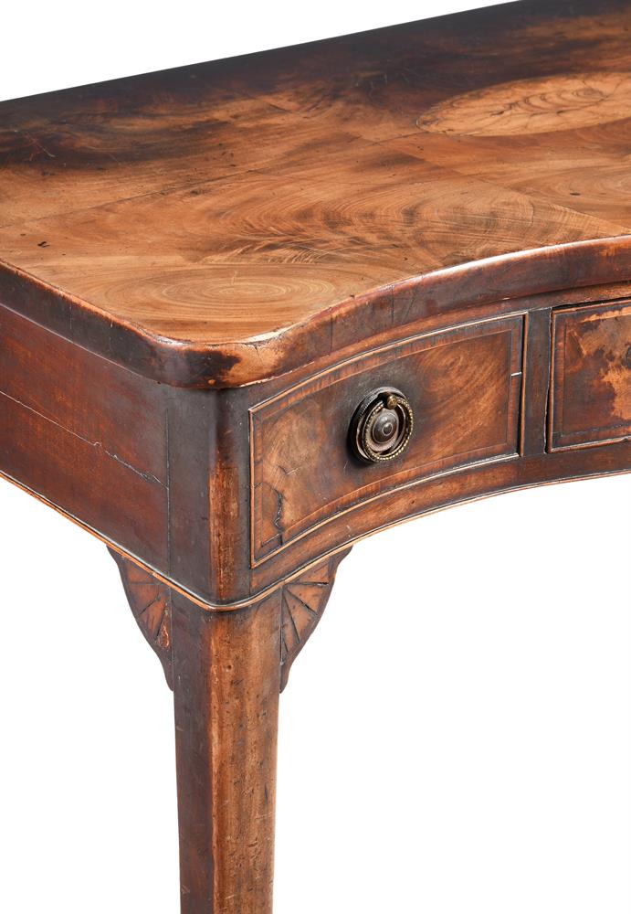 A GEORGE III MAHOGANY AND MARQUETRY SIDE OR SERVING TABLE, CIRCA 1780 - Image 2 of 4