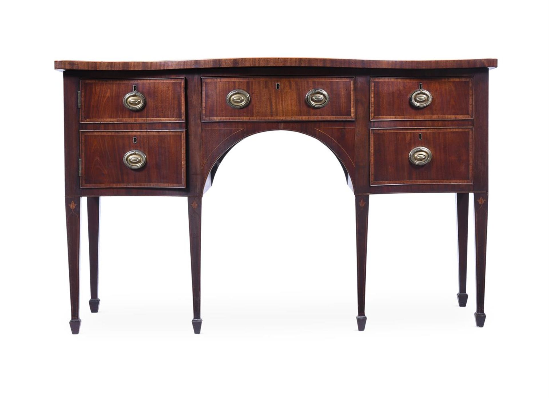 Y A GEORGE III MAHOGANY AND KINGWOOD BANDED SERPENTINE FRONTED SIDEBOARD, CIRCA 1790