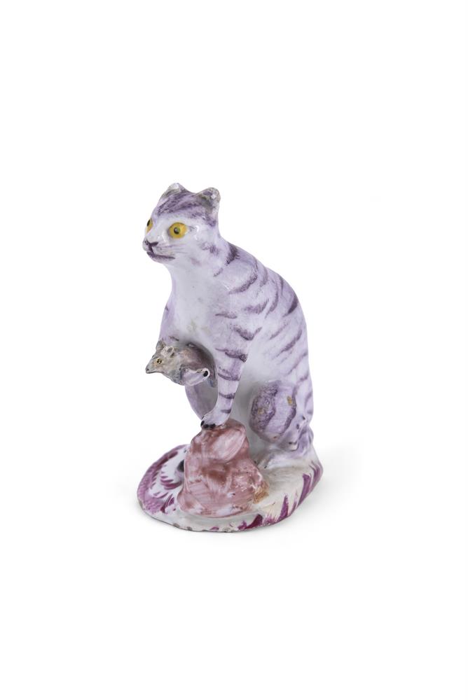 A BOW PORCELAIN MODEL OF A CAT WITH MOUSE, CIRCA 1760 - Image 3 of 5