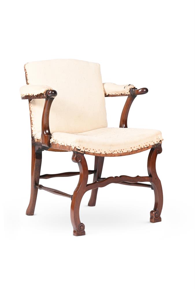 A GEORGE III MAHOGANY OPEN ARMCHAIR, IN THE MANNER OF THOMAS CHIPPENDALE, LATE 18TH CENTURY