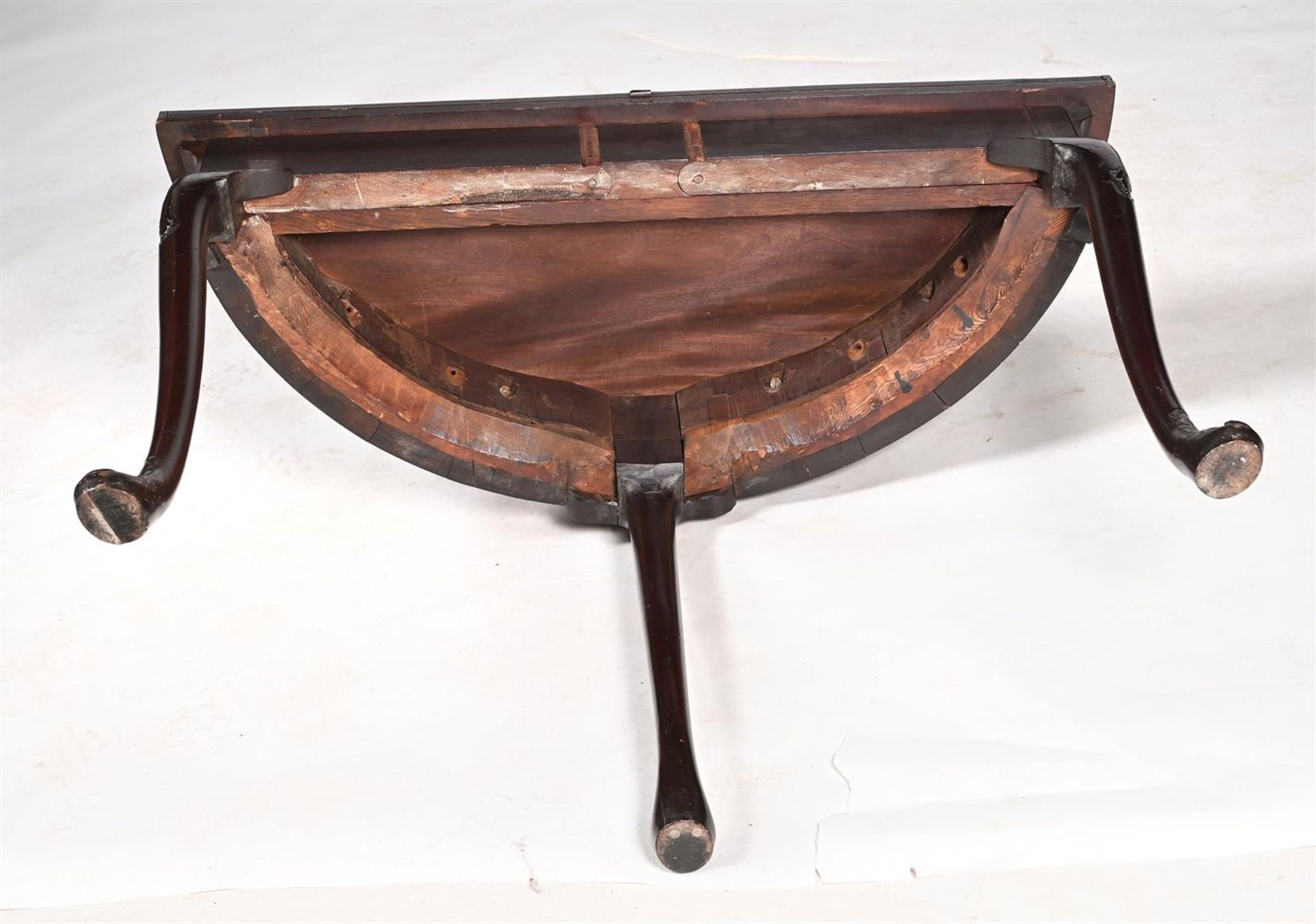 A GEORGE II CARVED MAHOGANY FOLDING TEA TABLE, CIRCA 1740-50 - Image 7 of 10