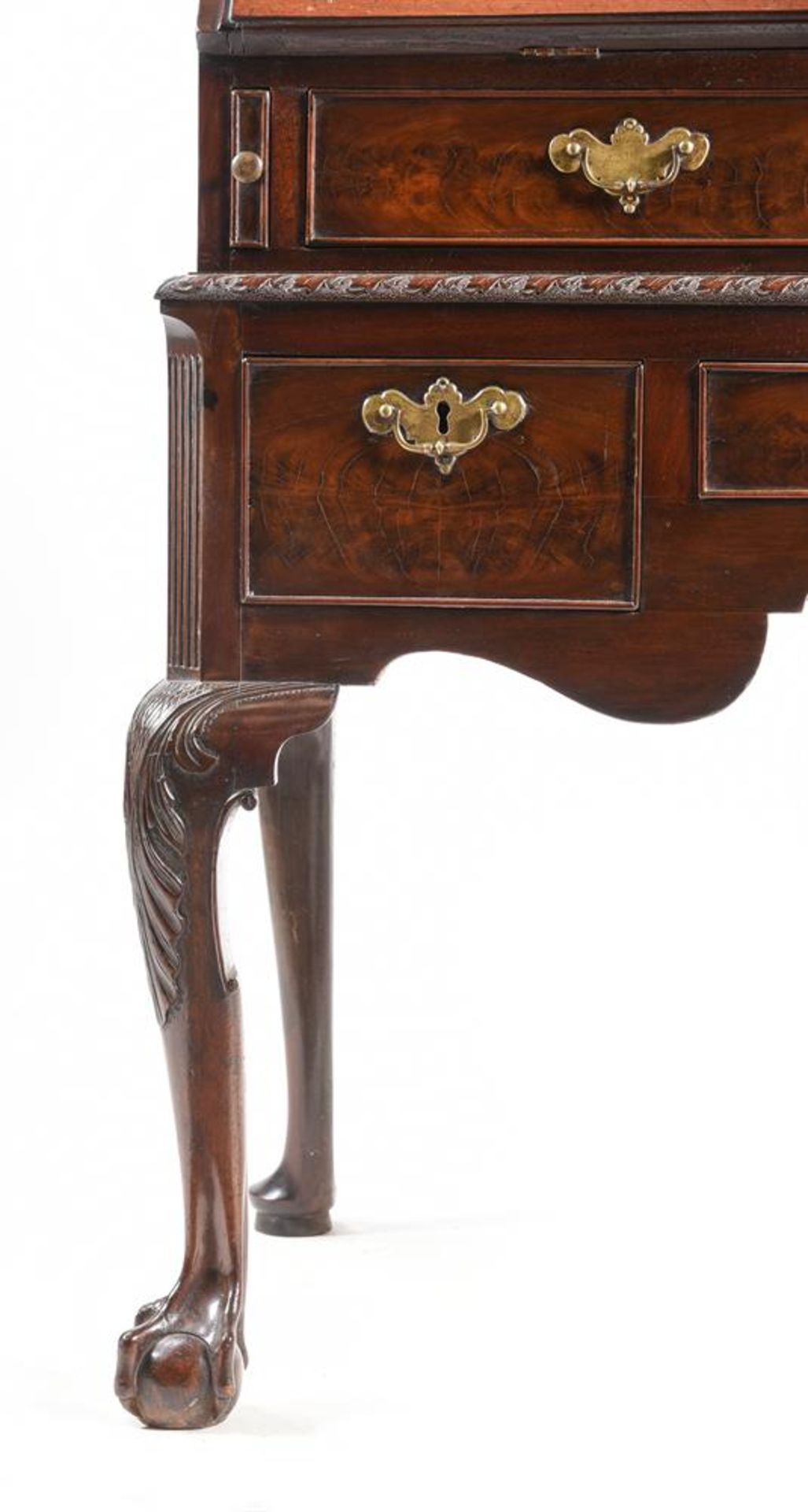 AN IRISH GEORGE II MAHOGANY BUREAU CABINET, CIRCA 1760 - Image 2 of 4