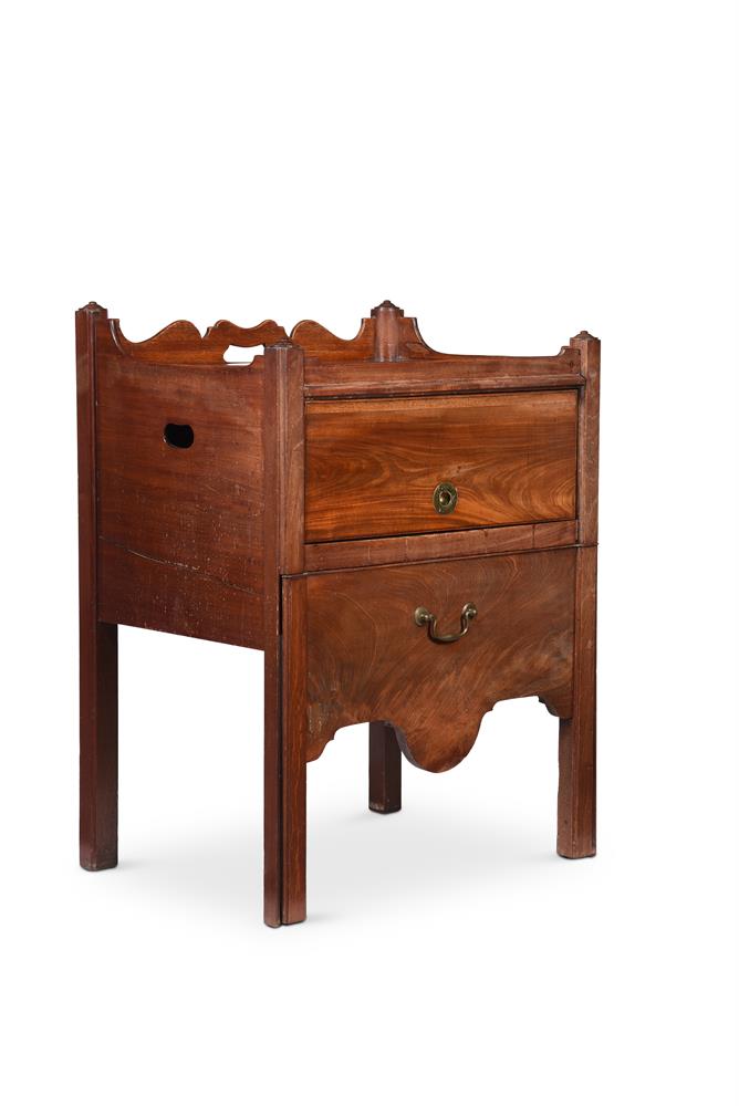 A PAIR OF GEORGE III MAHOGANY BEDSIDE COMMODES, THIRD QUARTER 18TH CENTURY - Image 3 of 9