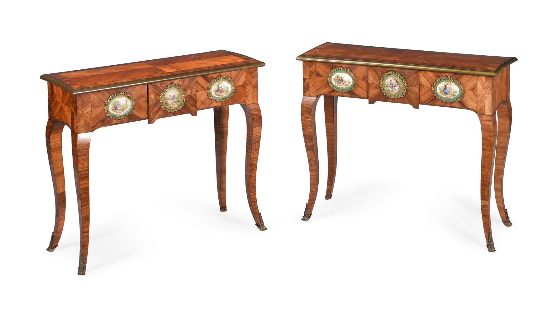 Y A PAIR OF FRENCH TULIPWOOD, GILT METAL AND PORCELAIN MOUNTED SIDE OR CONSOLE TABLES - Image 2 of 7