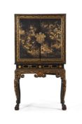 A CHINESE EXPORT LACQUER CABINET ON STAND, LATE 18TH OR EARLY 19TH CENTURY