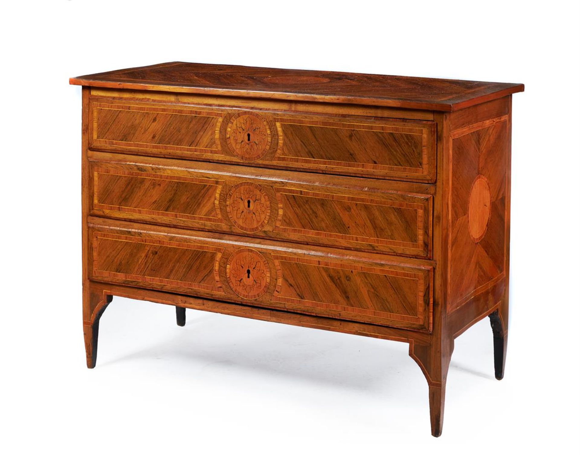 Y AN ITALIAN WALNUT AND TULIPWOOD BANDED COMMODE, LATE 18TH CENTURY