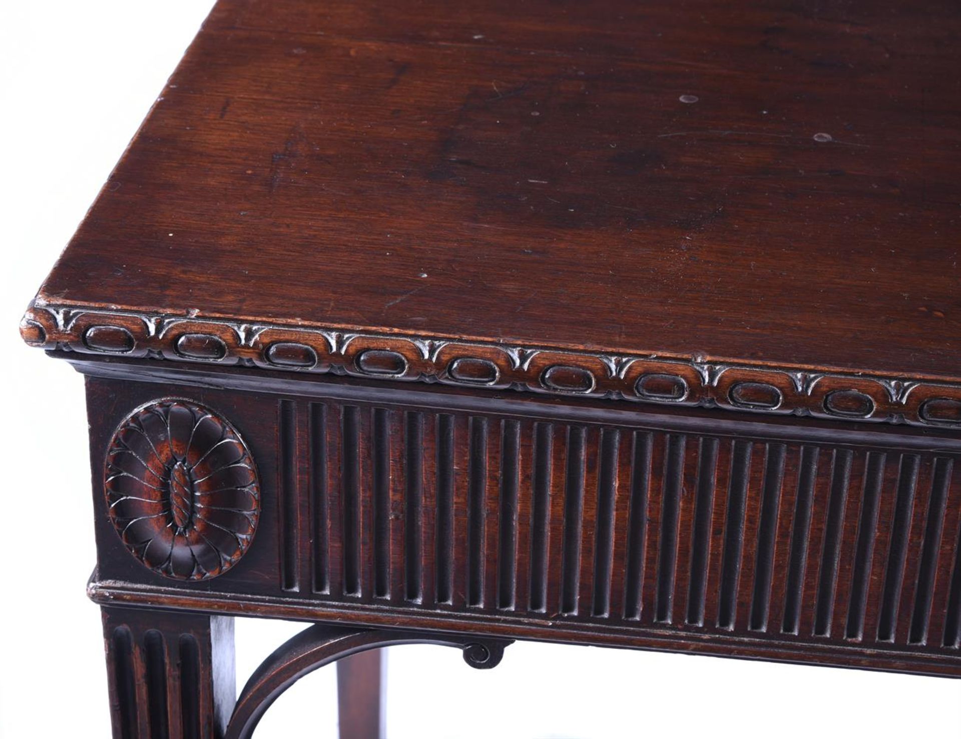 A MAHOGANY SERVING TABLE, IN THE MANNER OF INCE & MAYHEW, LATE 18TH OR EARLY 19TH CENTURY - Image 3 of 4