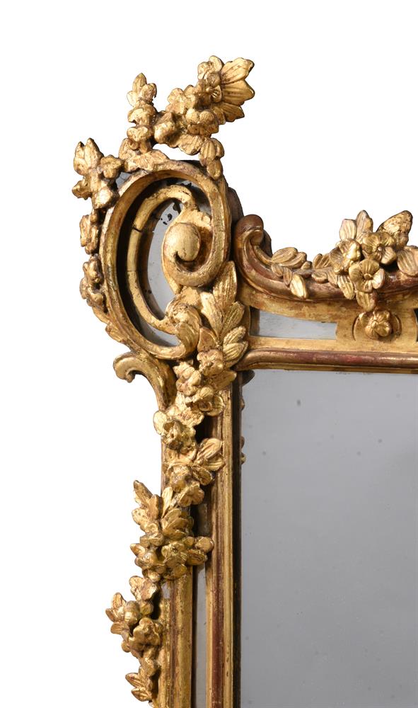 A LARGE FRENCH CARVED GILTWOOD MIRROR, IN RÉGENCE STYLE, 19TH CENTURY - Image 3 of 5