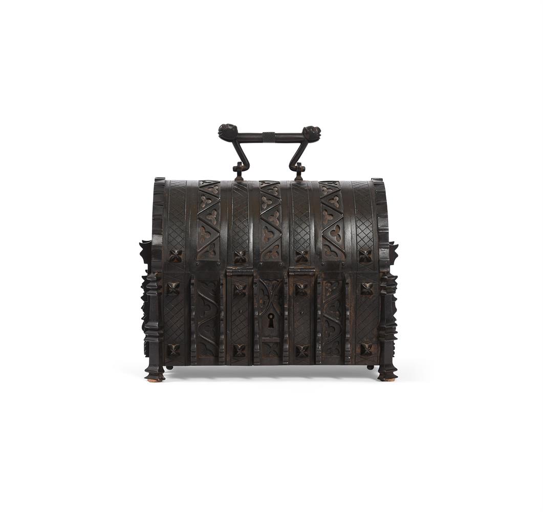 A CONTINENTAL GOTHIC IRON DOMED CASKET, IN THE 16TH CENTURY MANNER, 19TH CENTURY - Image 2 of 3