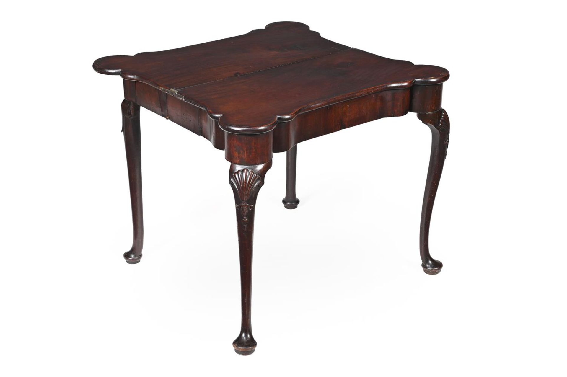 A GEORGE II MAHOGANY FOLDING TEA TABLE, POSSIBLY IRISH, CIRCA 1750 - Bild 4 aus 5