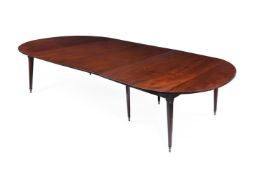 A FRENCH MAHOGANY EXTENDING DINING TABLE, FIRST HALF 19TH CENTURY