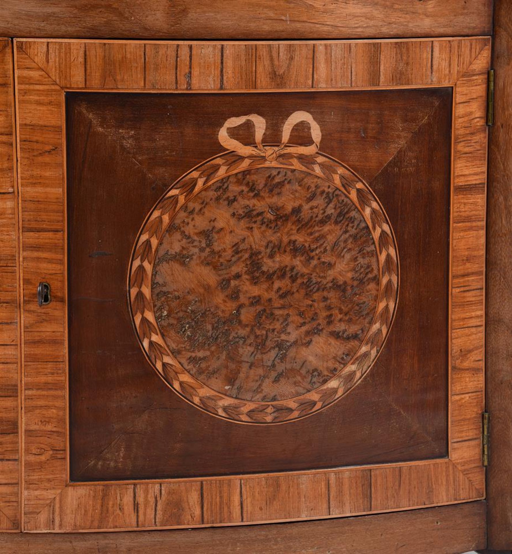 Y A GEORGE III FIDDLEBACK MAHOGANY, BURR YEW, KINGWOOD AND SATINWOOD MARQUETRY COMMODE OR SIDE CABIN - Image 3 of 6