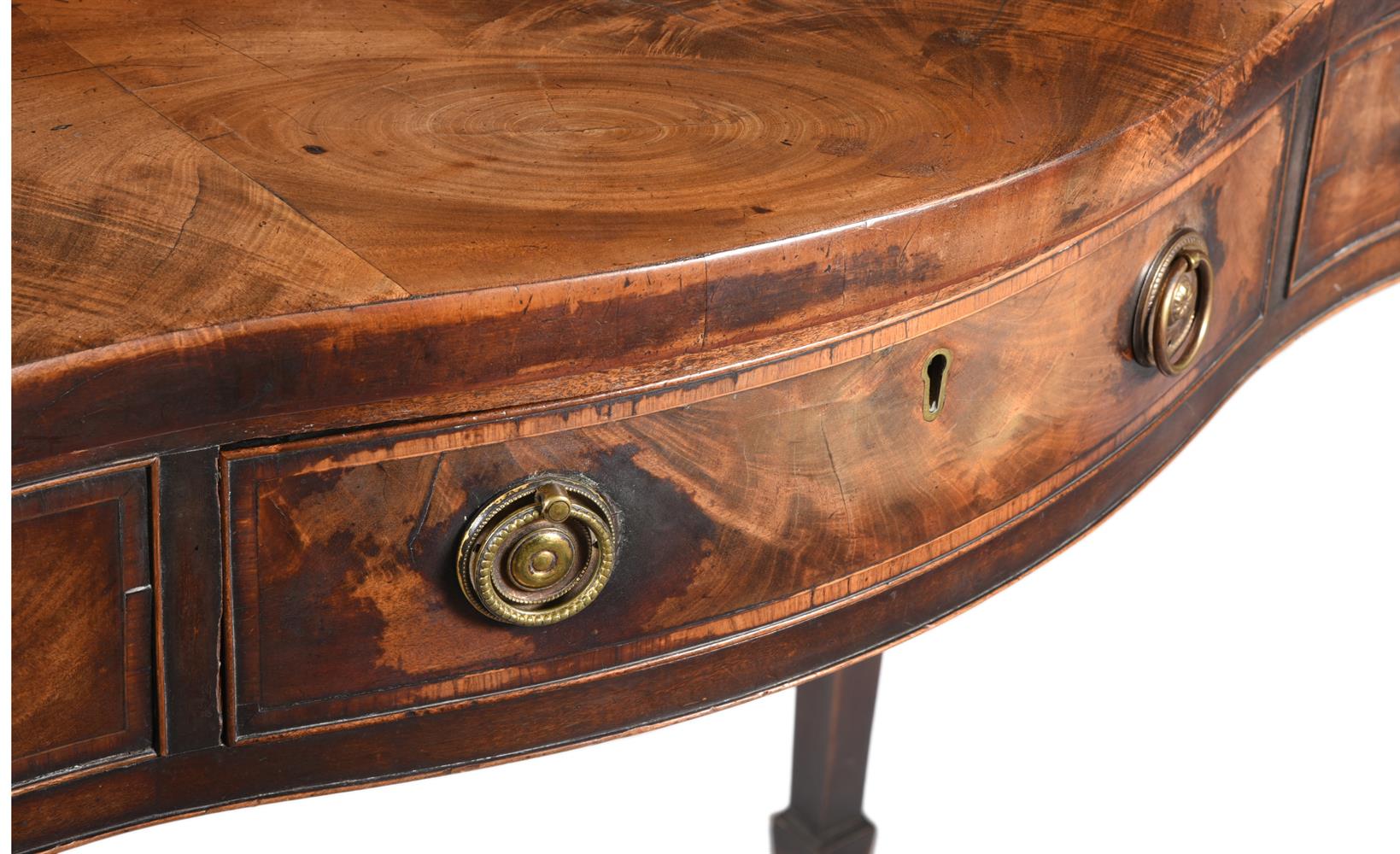 A GEORGE III MAHOGANY AND MARQUETRY SIDE OR SERVING TABLE, CIRCA 1780 - Image 4 of 4