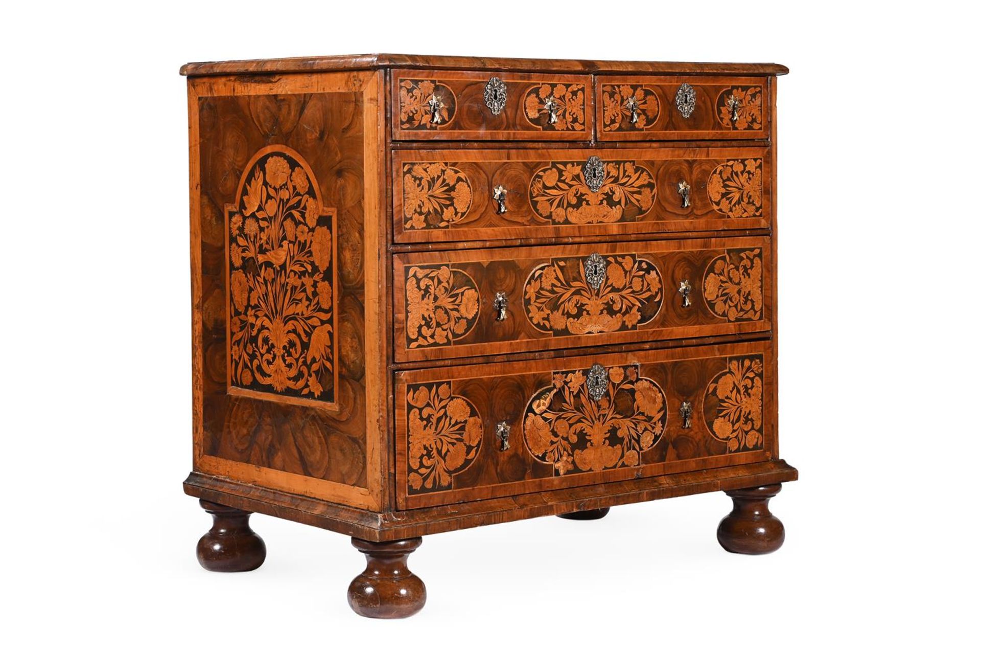 A CHARLES II OLIVEWOOD, WALNUT, FRUITWOOD OYSTER VENEERED AND MARQUETRY CHEST OF DRAWERS, CIRCA 1680 - Image 4 of 5