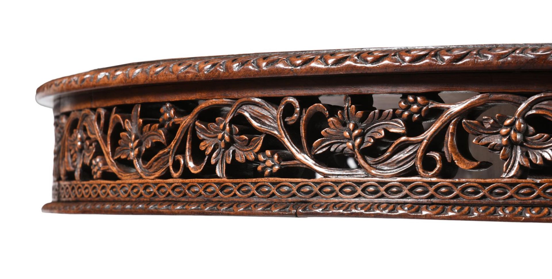 Y AN ANGLO-INDIAN CARVED ROSEWOOD CENTRE TABLE, SECOND QUARTER 19TH CENTURY - Bild 4 aus 9