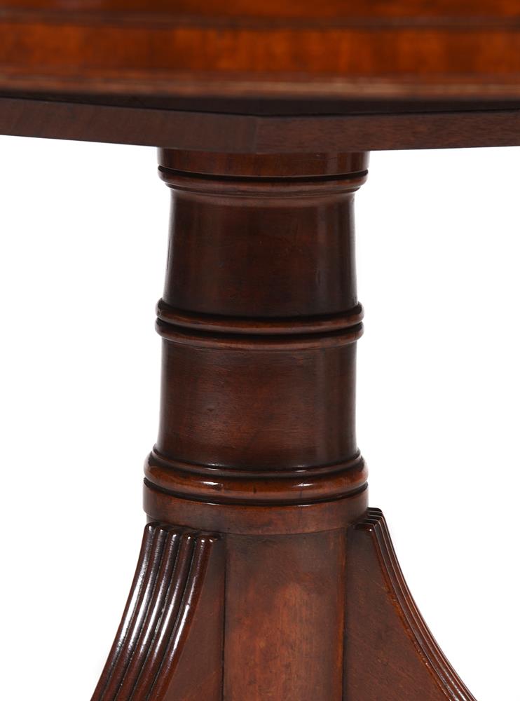 A REGENCY MAHOGANY 'DRUM' LIBRARY TABLE, CIRCA 1815 - Image 2 of 6