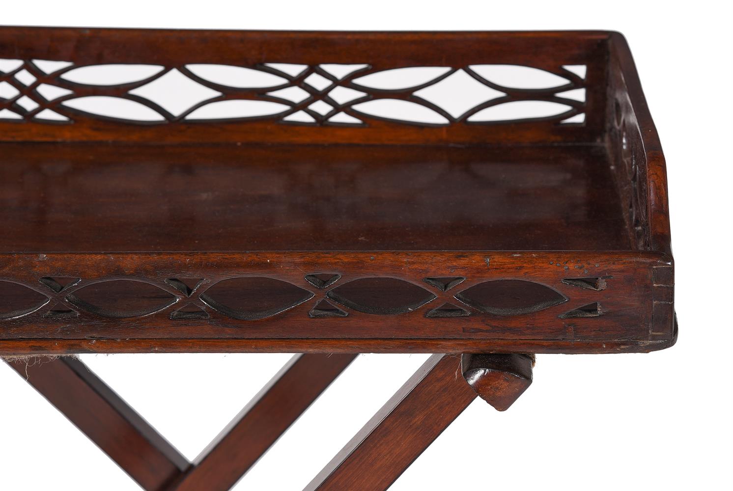 A GEORGE III MAHOGANY BUTLER'S TRAY ON STAND, CIRCA 1780 - Image 3 of 5